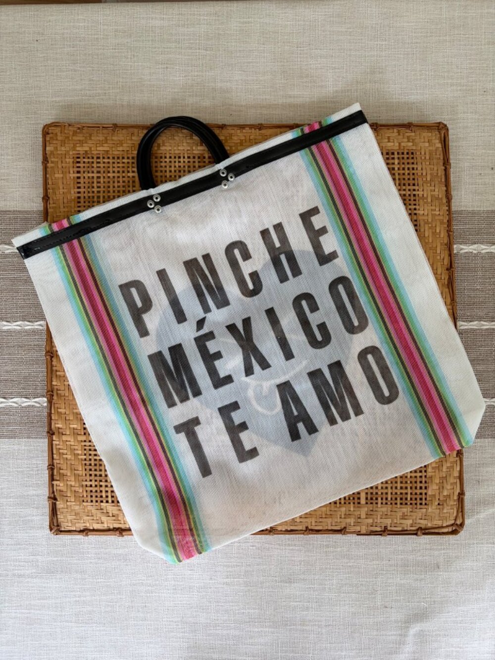Mexican Mesh Tote Bag " Pinche México Te Amo" - Picture 2 of 3